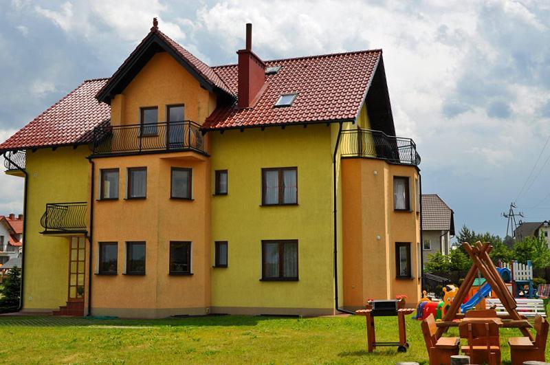 Jantar Hotell Ostrowo  Exteriör bild
