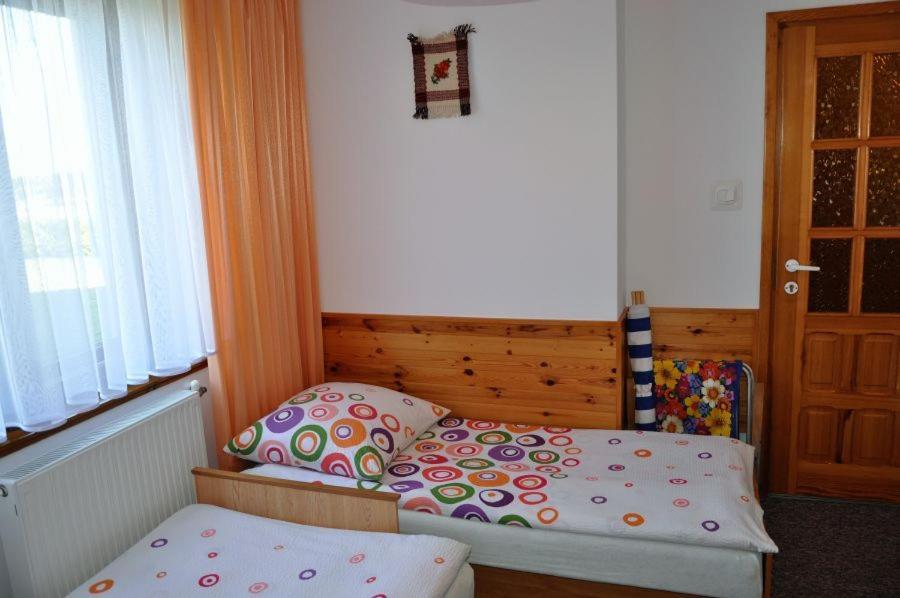 Jantar Hotell Ostrowo  Exteriör bild