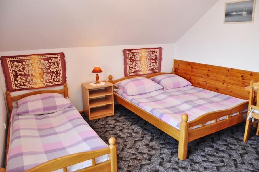 Jantar Hotell Ostrowo  Exteriör bild