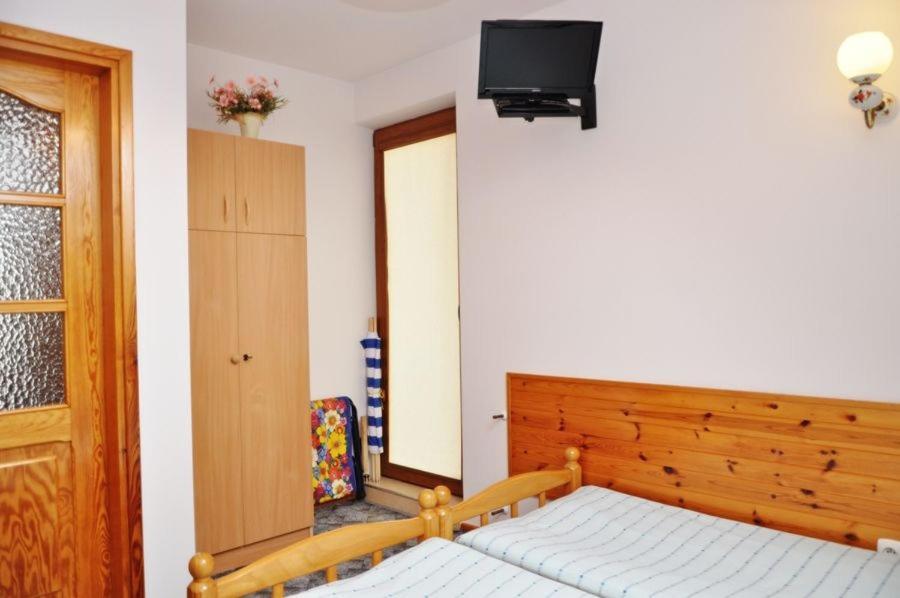 Jantar Hotell Ostrowo  Exteriör bild