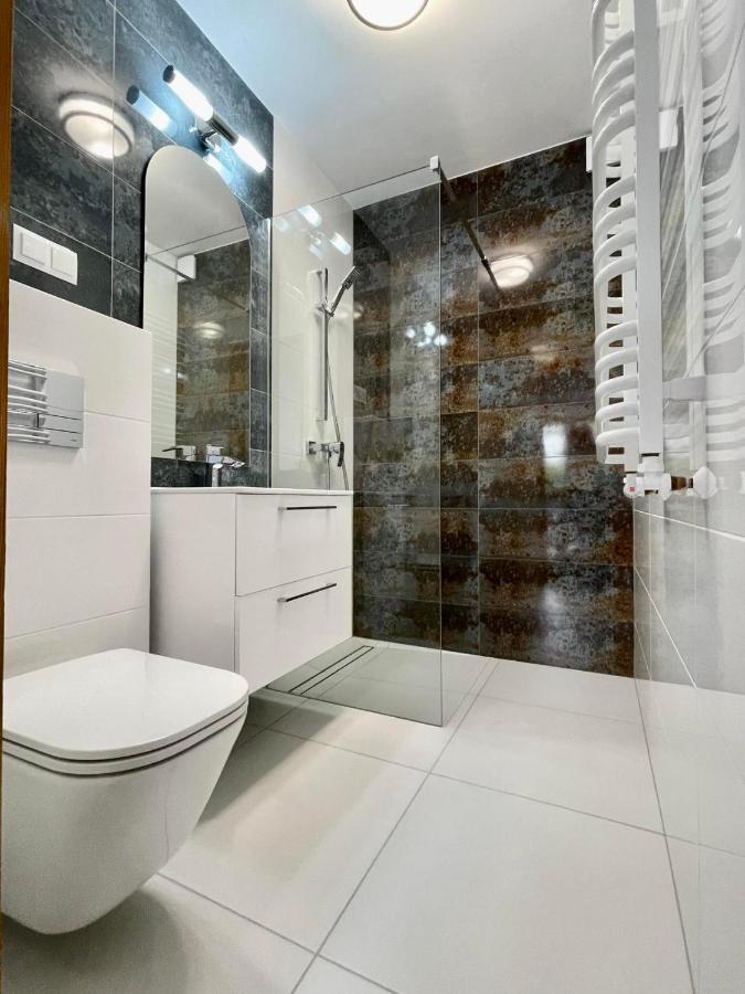 Jantar Hotell Ostrowo  Exteriör bild