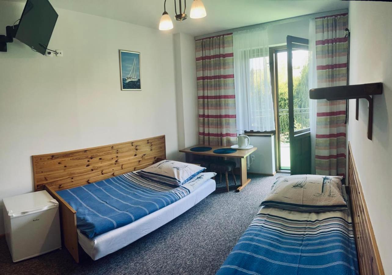 Jantar Hotell Ostrowo  Rum bild