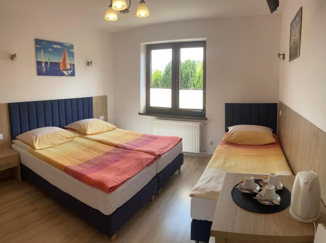 Jantar Hotell Ostrowo  Exteriör bild
