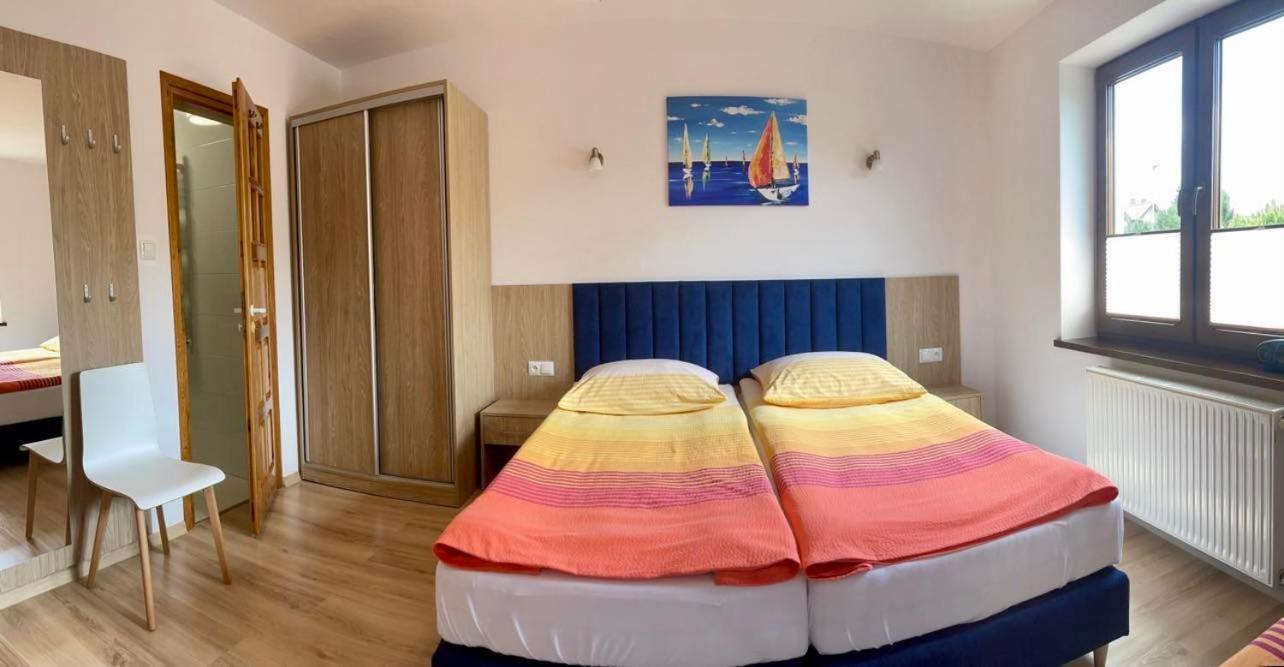 Jantar Hotell Ostrowo  Exteriör bild