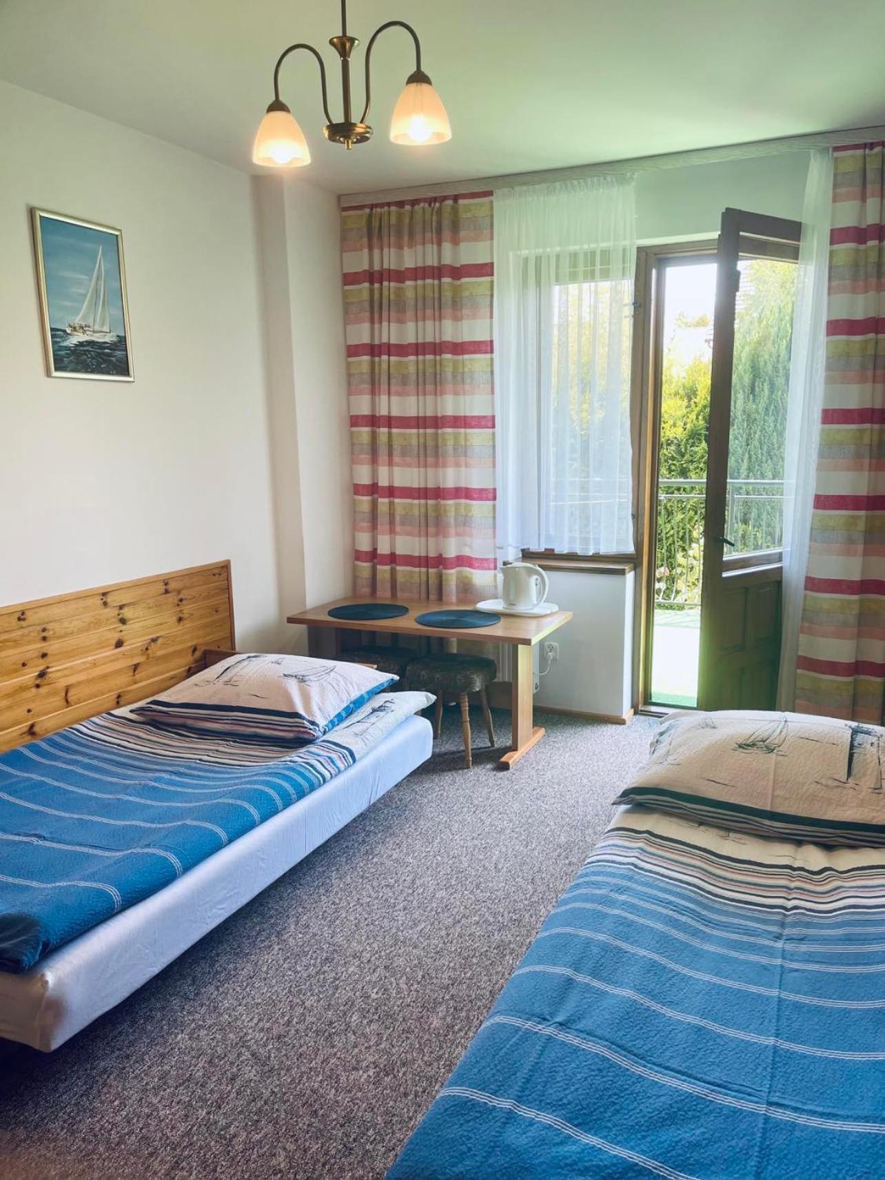 Jantar Hotell Ostrowo  Exteriör bild